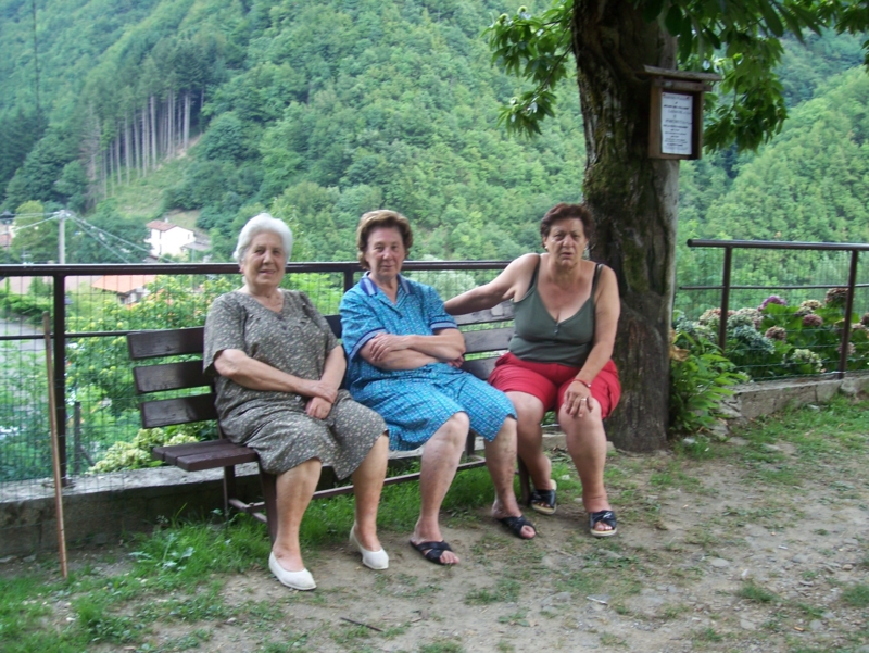  Image name: Persone036.jpg 
 width: 800 pixel 
 height: 601 pixel 
 Size: 476762 bytes 
 Click to enlarge 